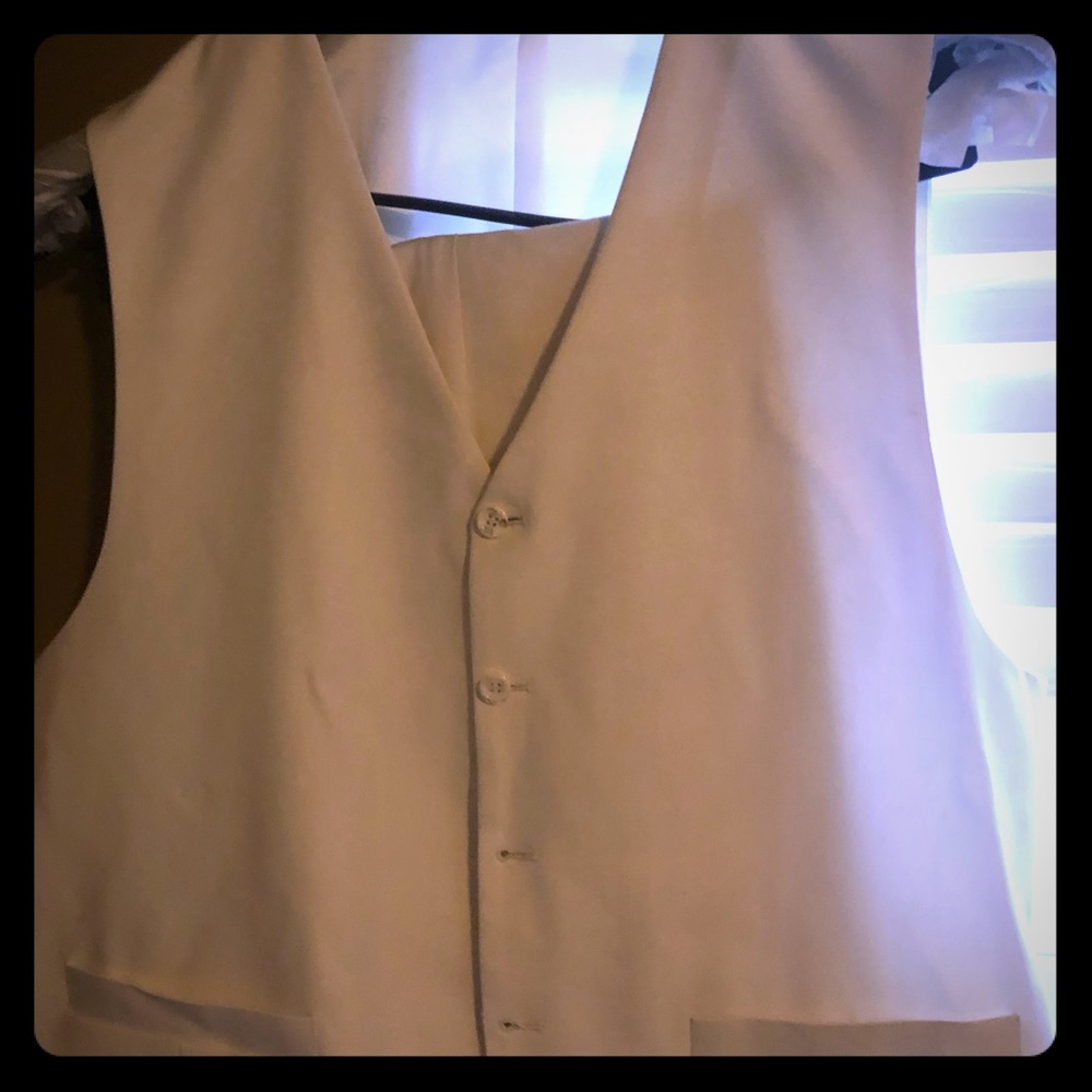 White 3pc suit